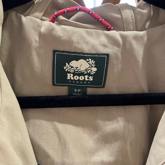 Roots rain jacket - Picture 2 of 4